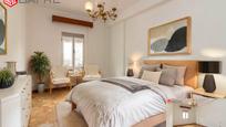 Bedroom of Flat for sale in  Madrid Capital