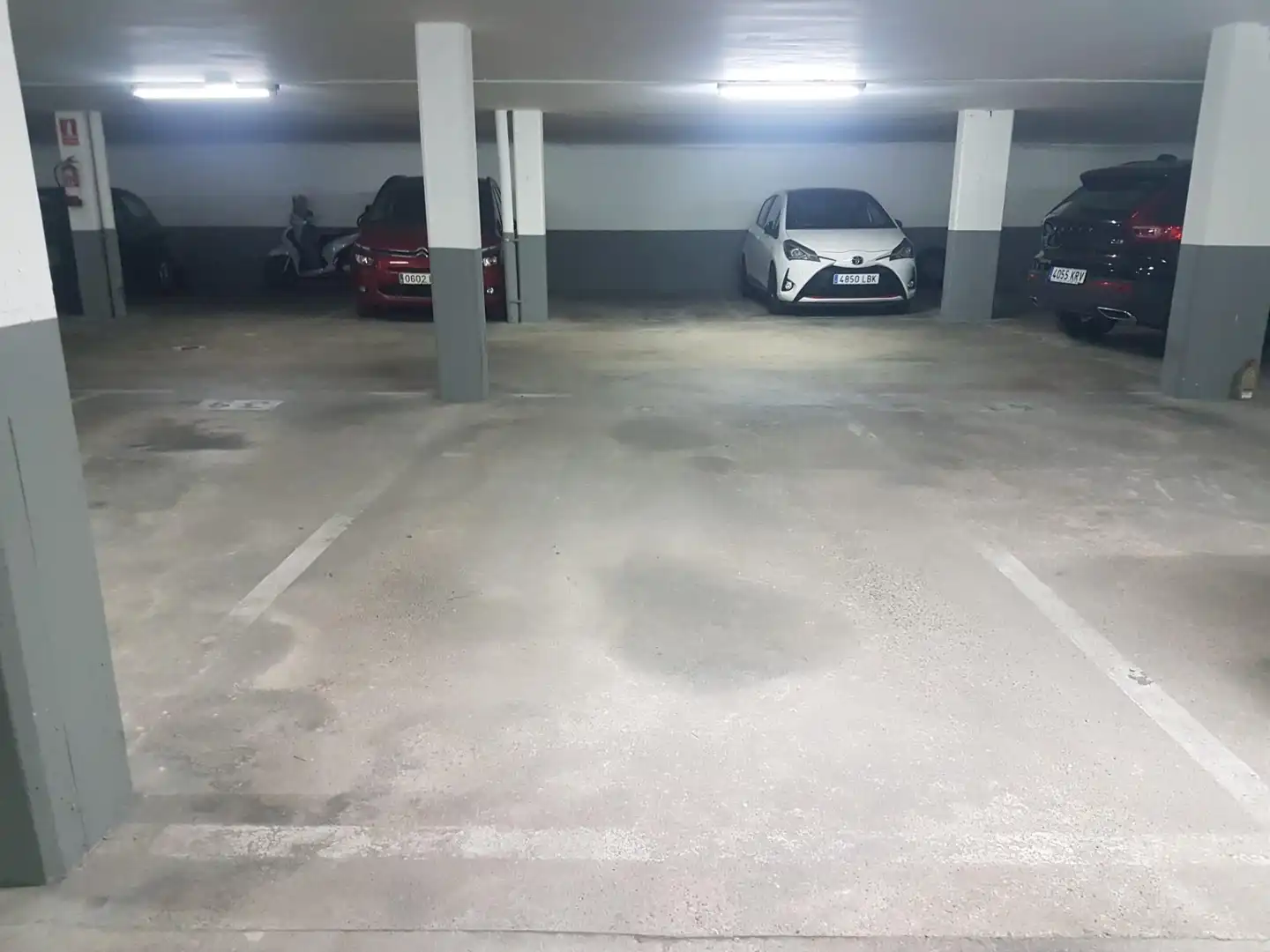 Parking de Piso en venta en Sabadell con Calefacción y Terraza
