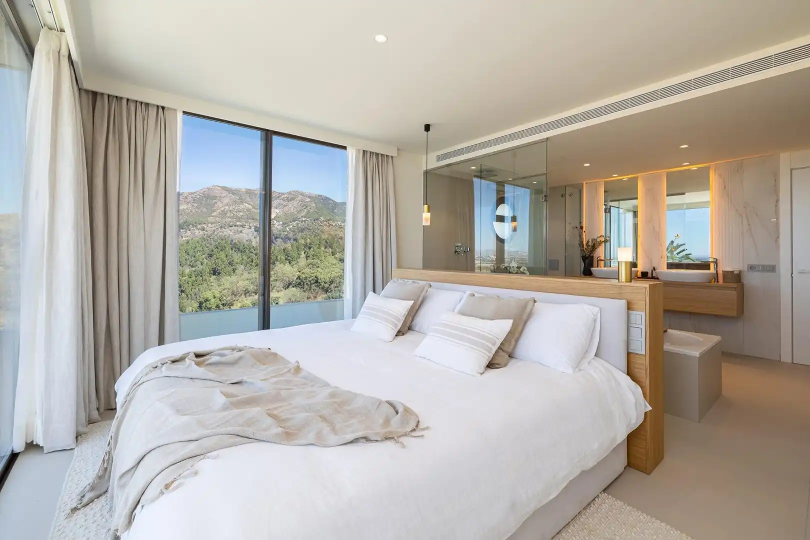 Apartment with pool for sale in Avenida Avenida de Fuengirola, imagen 5