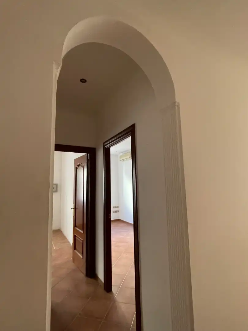 Piso con ascensor en venta en Avenida Matías Sáenz de Tejada Nº 4, imagen 2