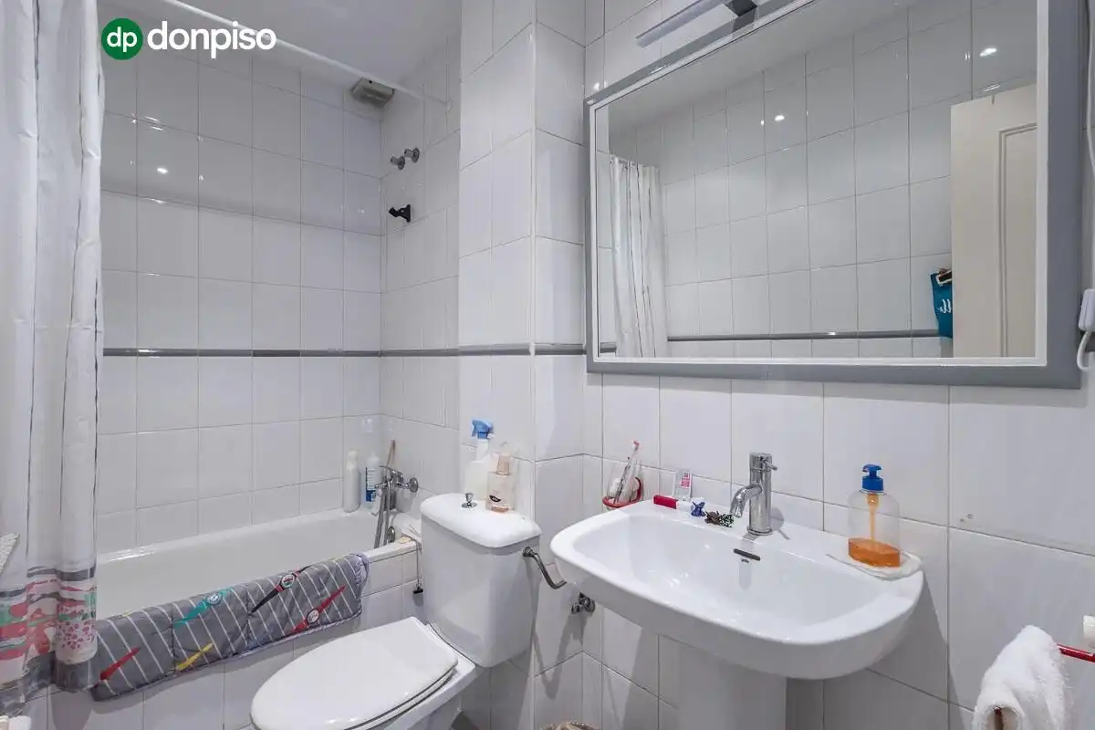 Detached house with terrace for sale in Calle SEVERO OCHOA, imagen 11