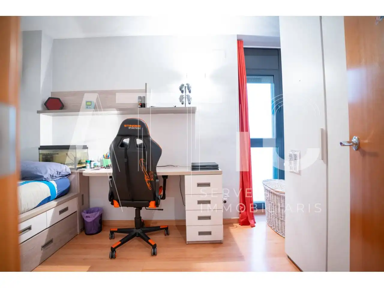 Schlafzimmer von Dachboden zum Verkauf in Sant Quirze del Vallès mit Klimaanlage, Heizung und Parkett