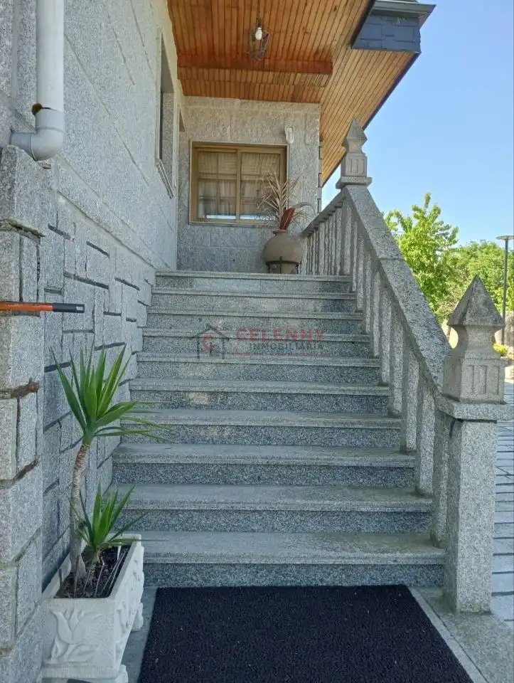 Xalet amb terrassa en venda a San Cibrao das Viñas, imagen 114