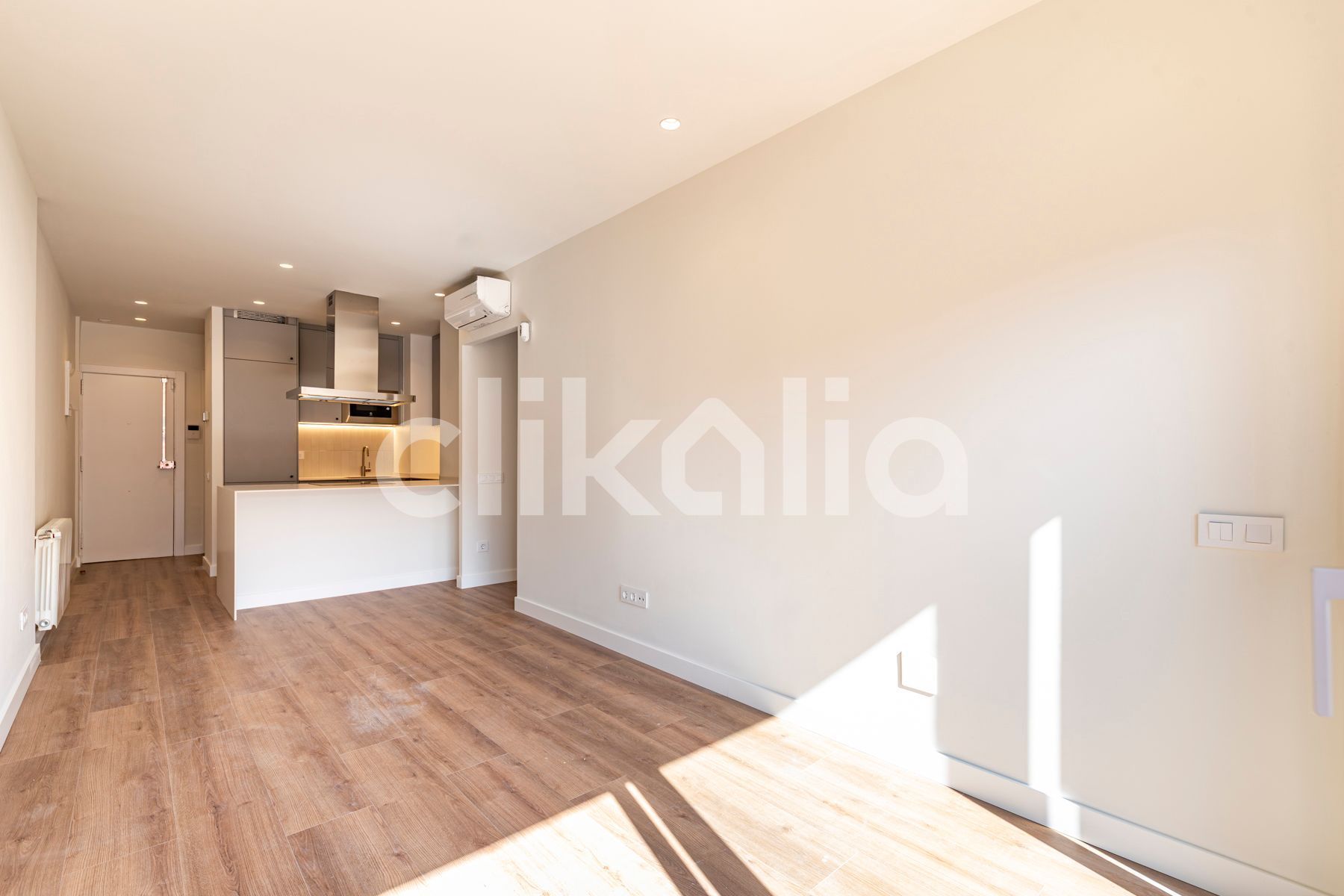 Dormitori de Pis en venda en  Barcelona Capital amb Aire condicionat, Calefacció i Terrassa