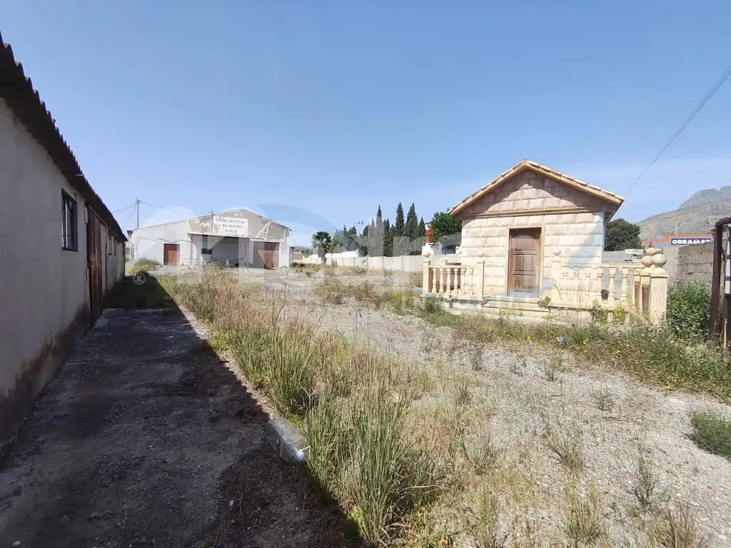Nave industrial de alquiler en Villajoyosa / La Vila Joiosa