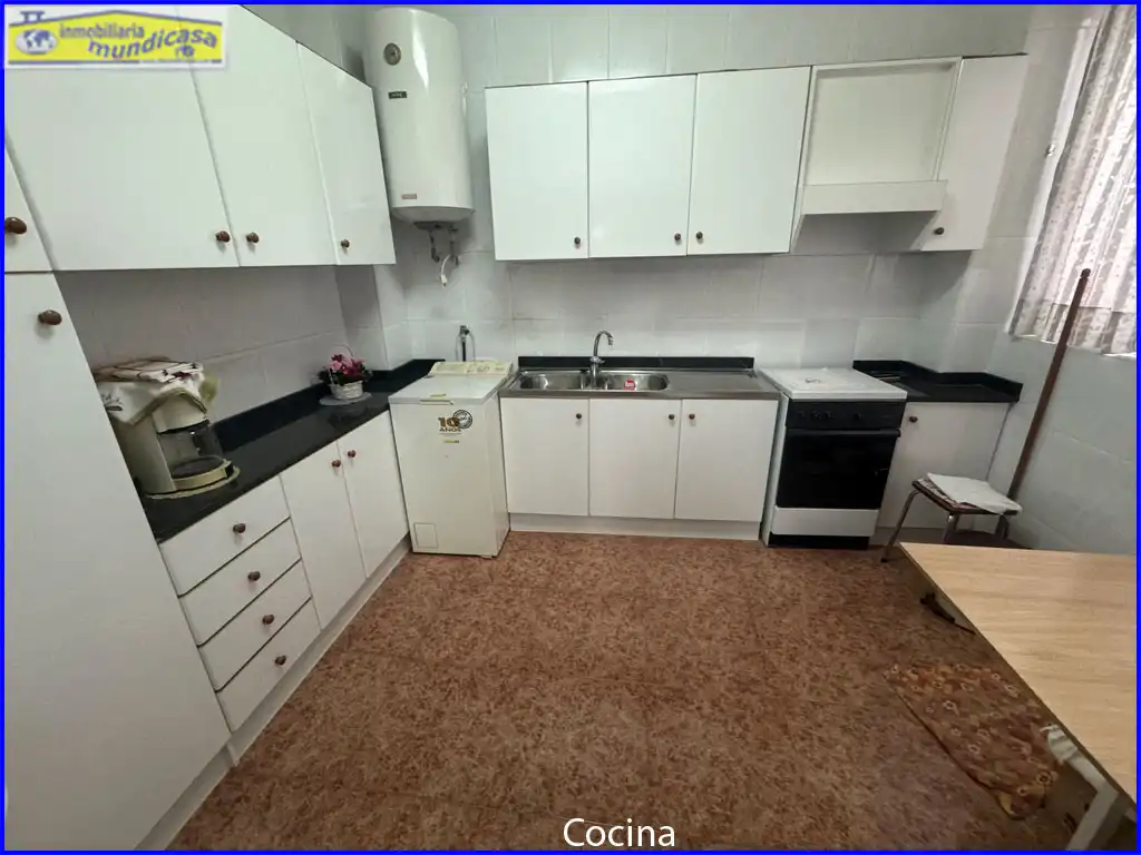 Casa amb terrassa en venda a Calle de Campoamor, imagen 5