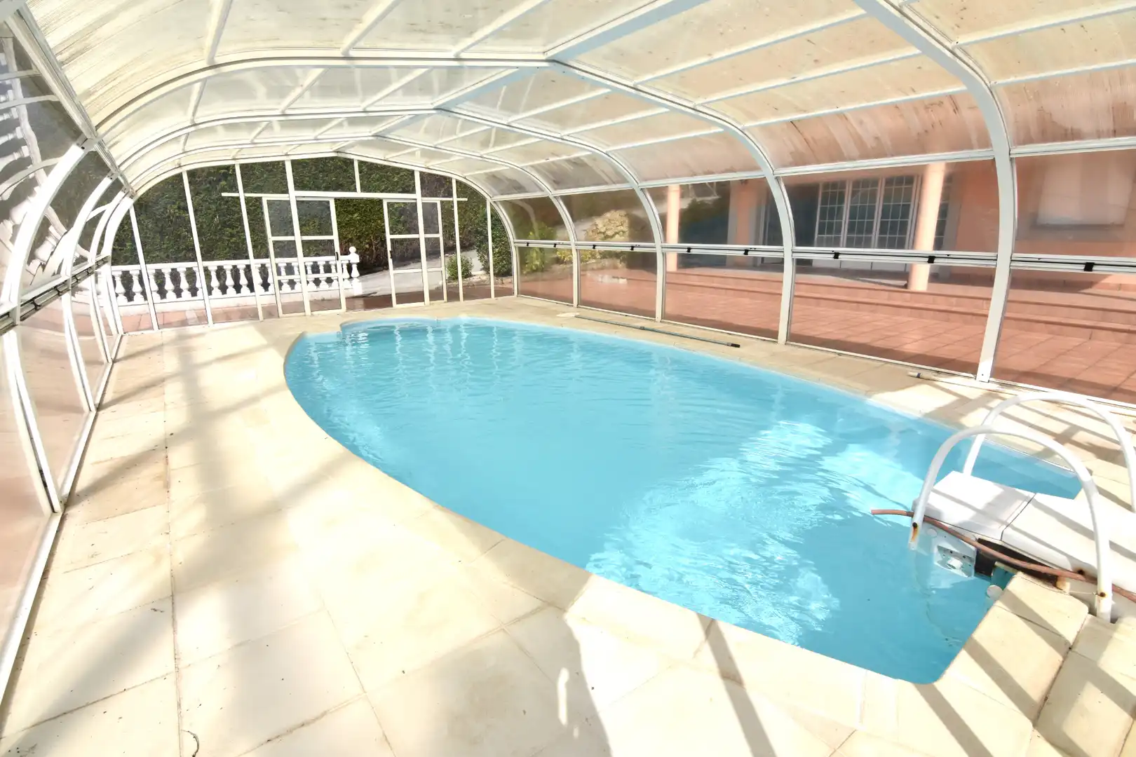 Piscina de Casa o chalet en venta en Bergondo con Calefacción, Jardín privado y Parquet