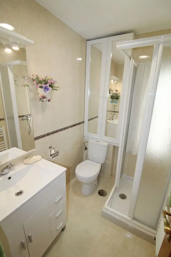 Baño de Piso en venta en Ciudad Real con Calefacción y Trastero