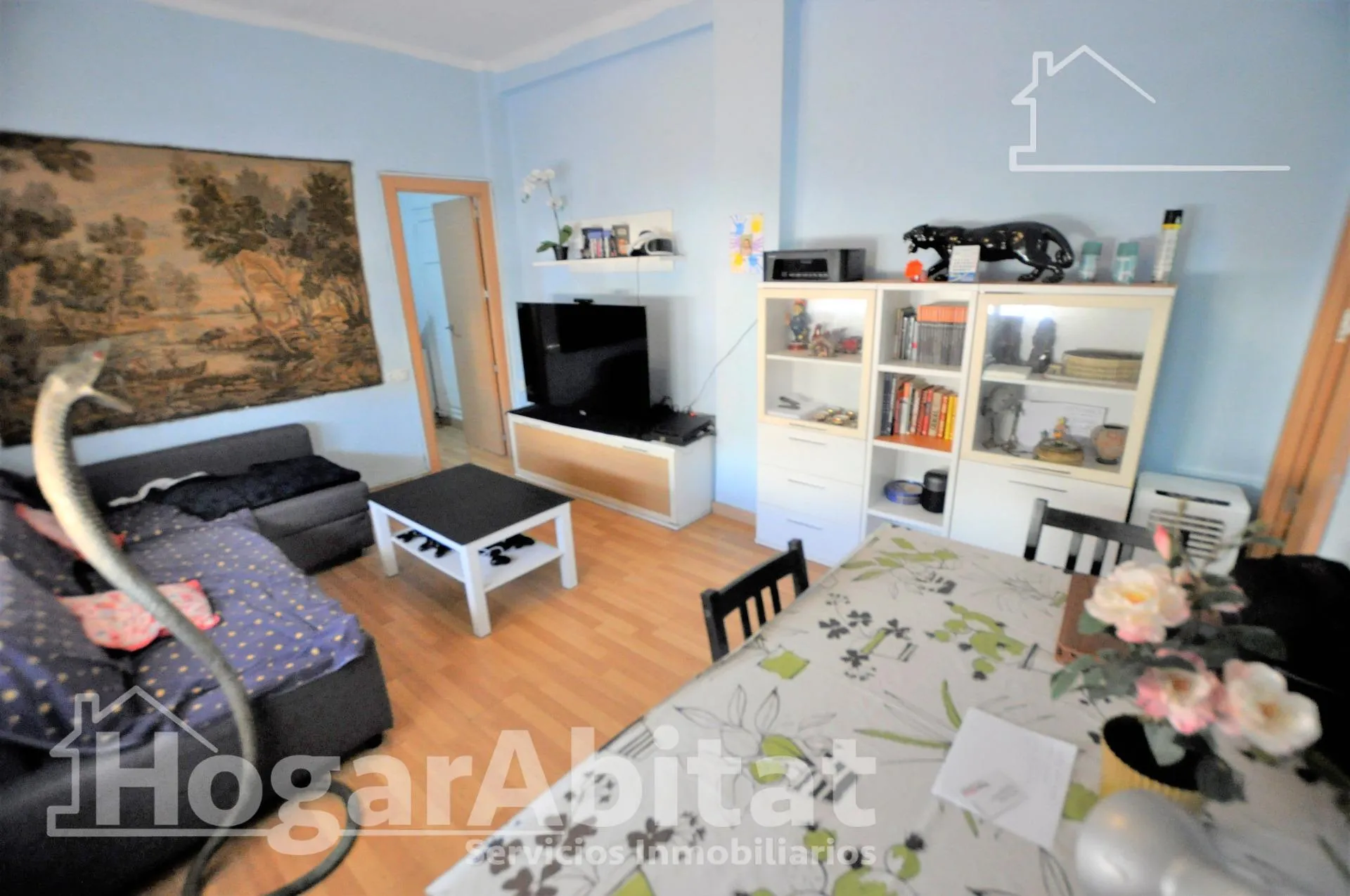 Living room of Flat for sale in  Valencia Capital  with Air Conditioner