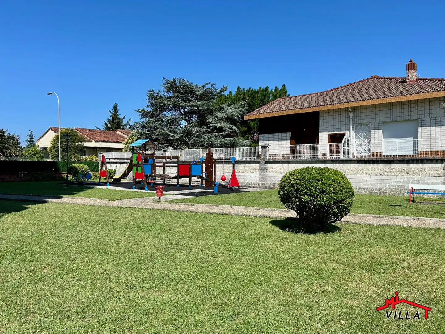 Exterior view of Flat for sale in Laredo  with Heating, Terrace and Balcony