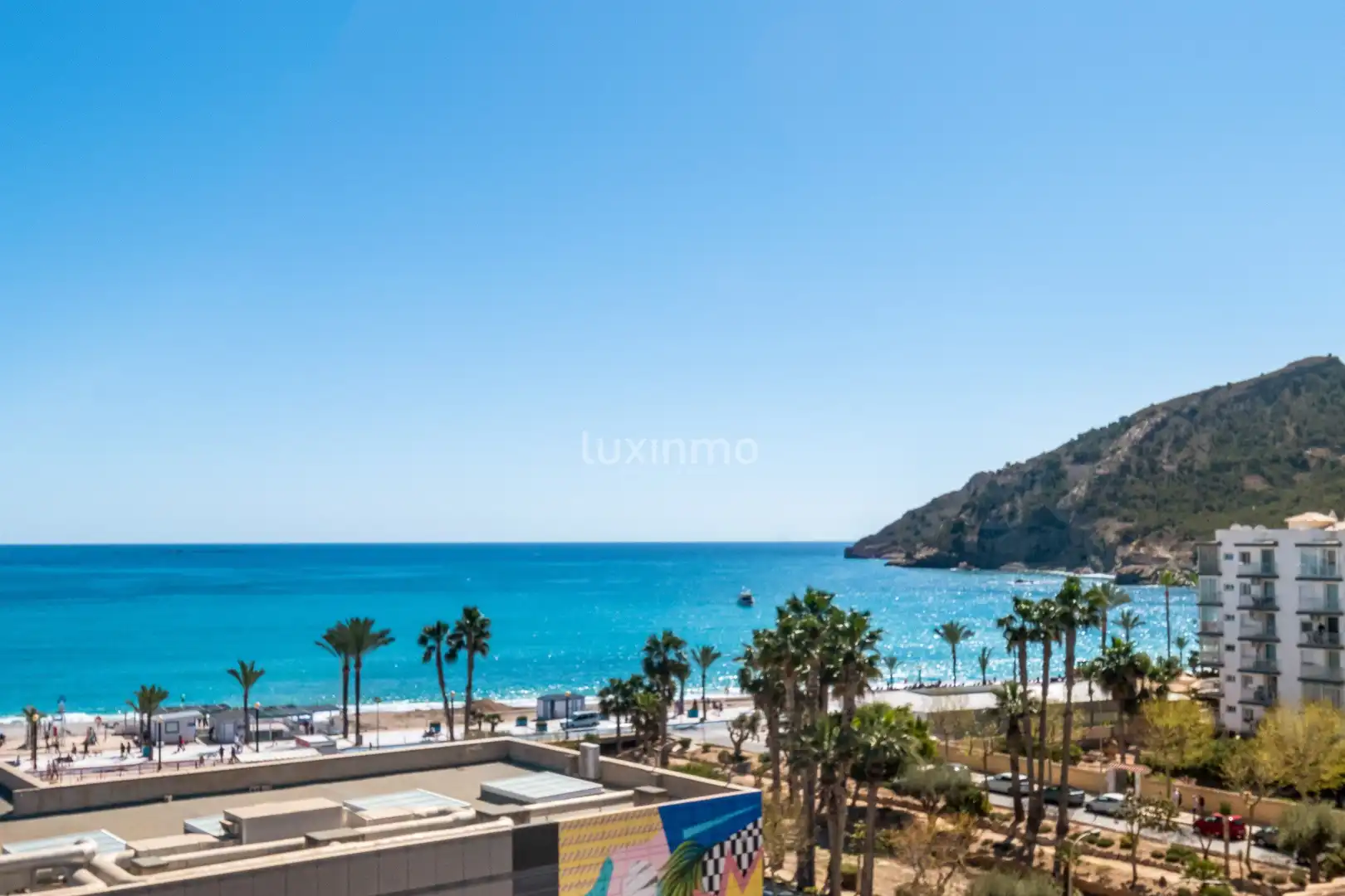 Habitación de Ático en venta en L'Alfàs del Pi con Aire acondicionado, Calefacción y Jardín privado
