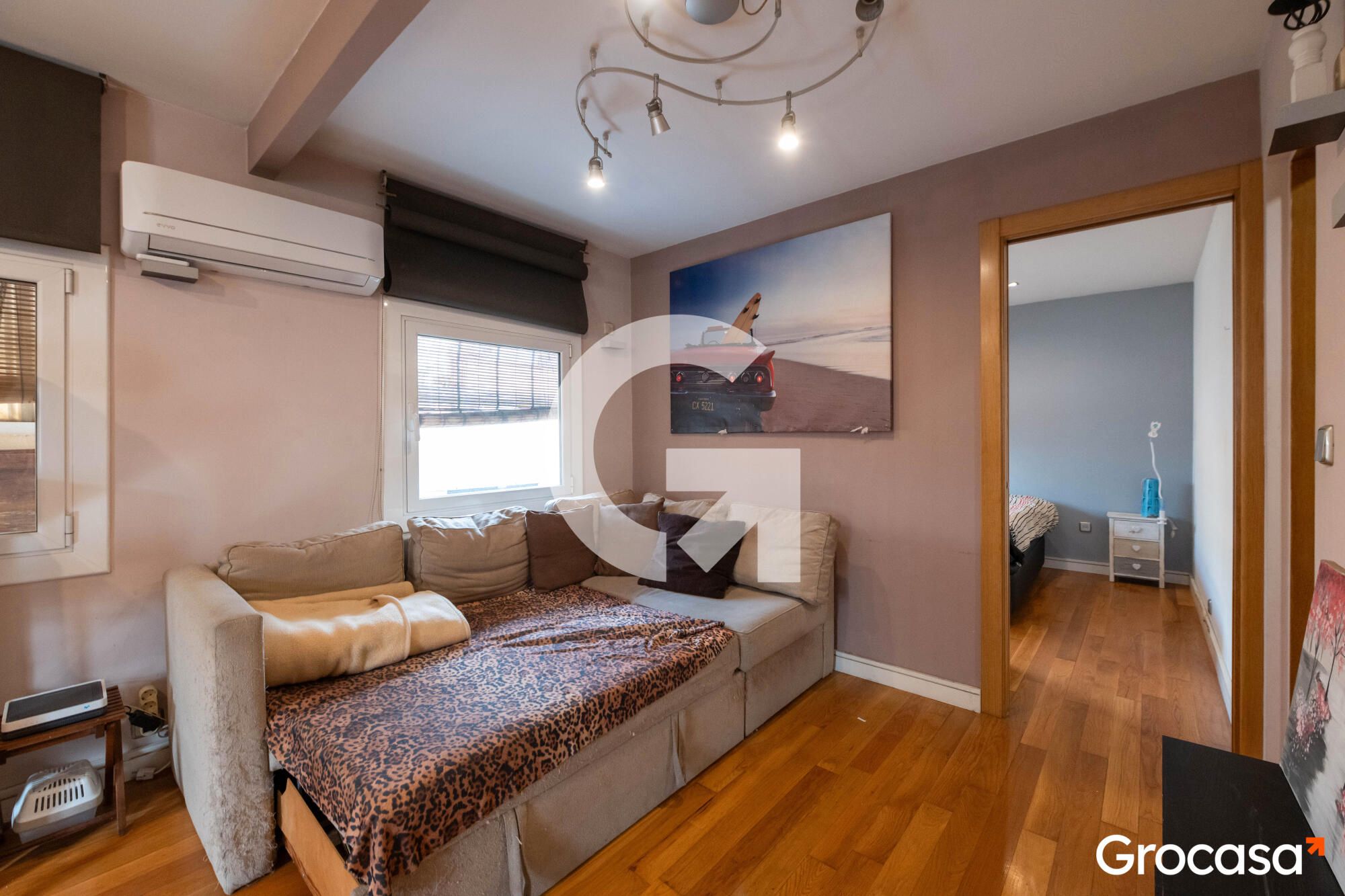 Bedroom of Flat for sale in Santa Coloma de Gramenet  with Air Conditioner, Oven and Washing machine