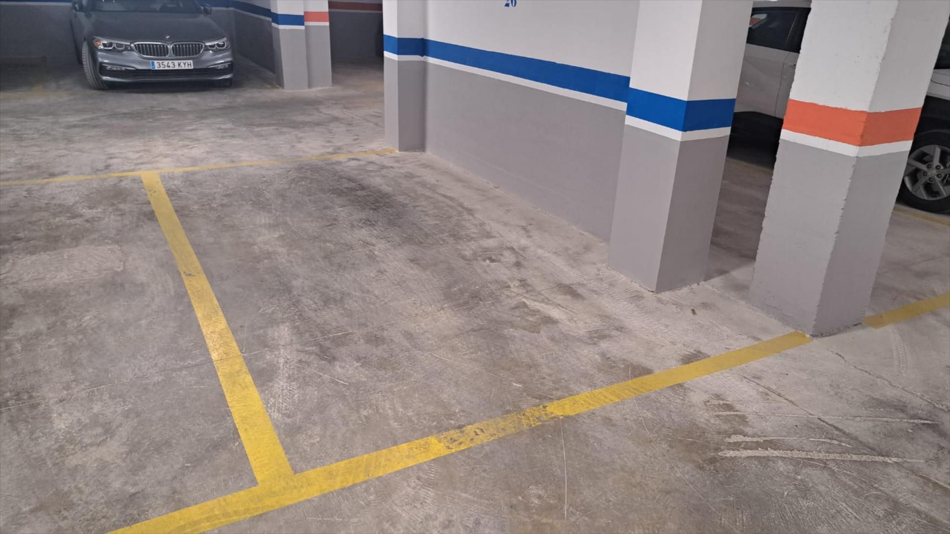 Parkplatz von Garage miete in Albal