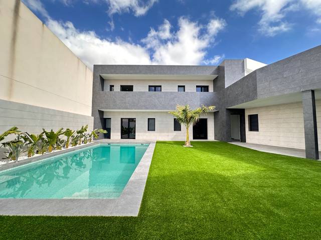 Casa-chalet en Venta en Lo Pagán