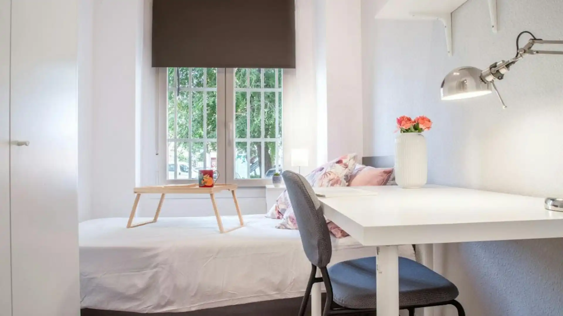 Bedroom of Flat for rent in Madrid  with Heating, Furnished and Washing machine