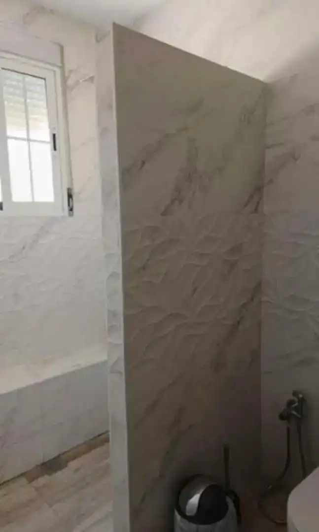 Badezimmer von Erdgeschoss zur Miete in Córdoba mit Klimaanlage, Möbliert und Ofen