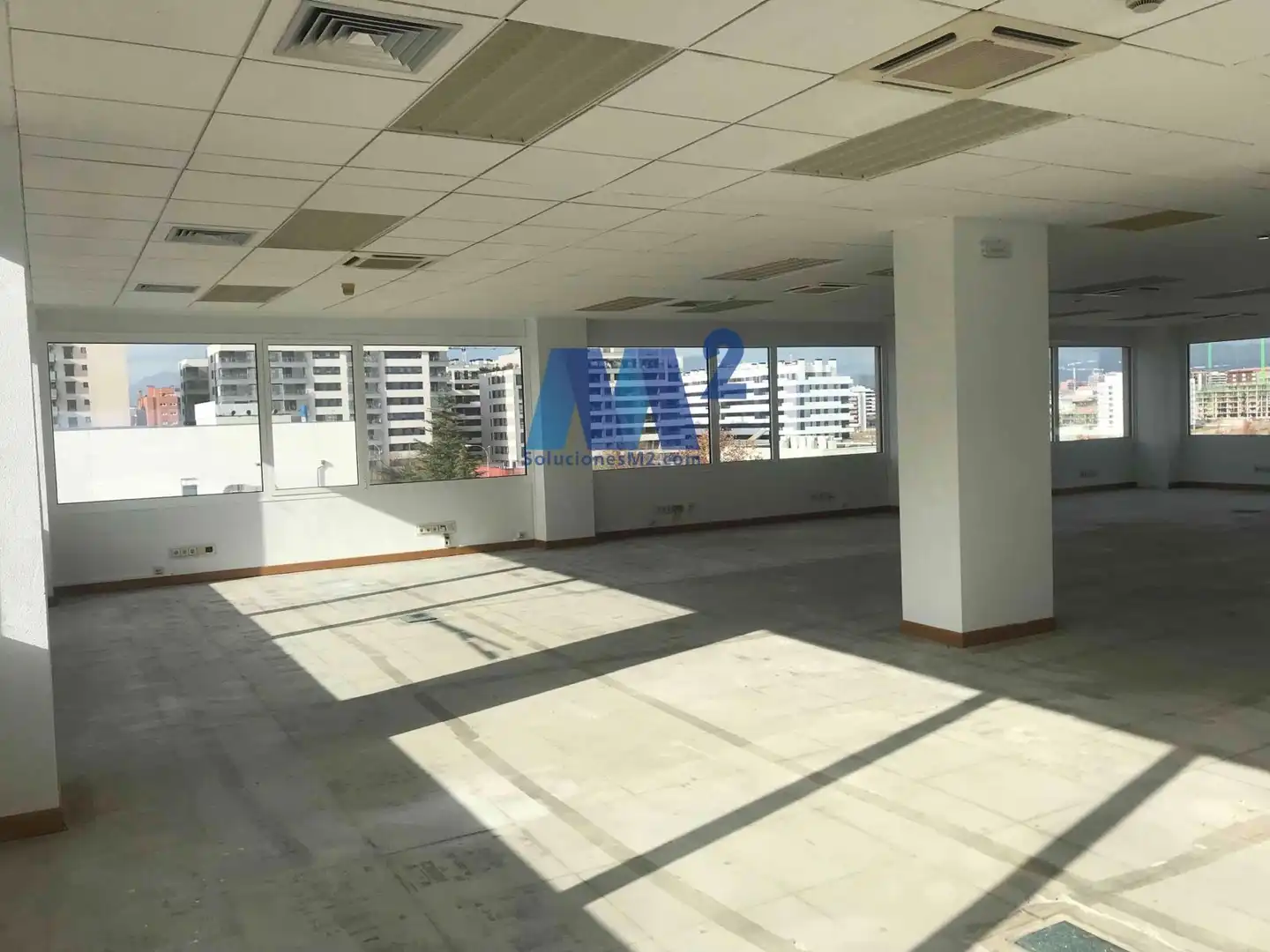 Oficina de alquiler en Tres Cantos