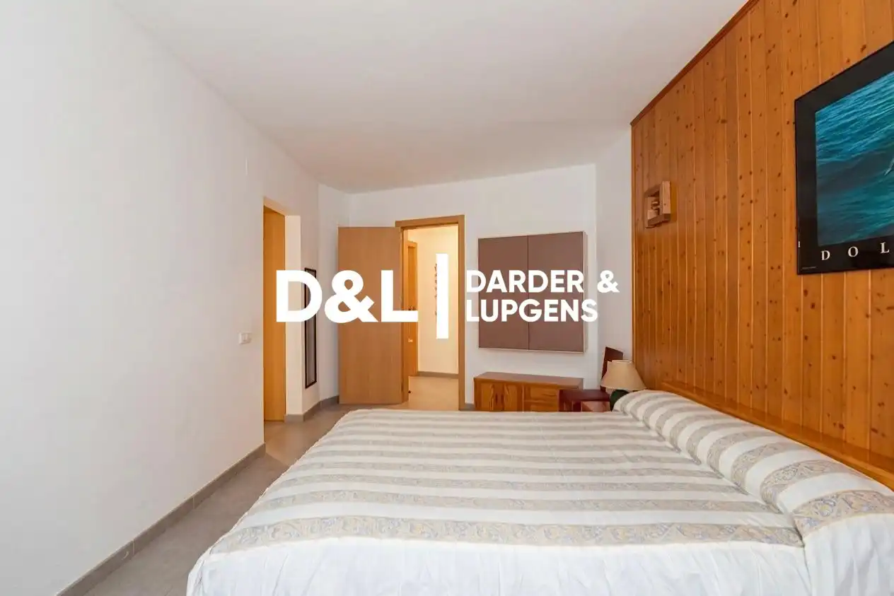 Habitación de Piso en venta en Vilanova i la Geltrú con Calefacción, Trastero y Balcón
