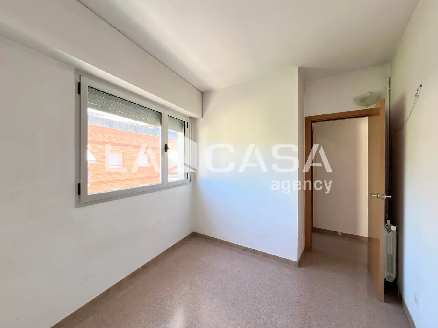 Piso en venta en Badalona con Calefacción y Balcón