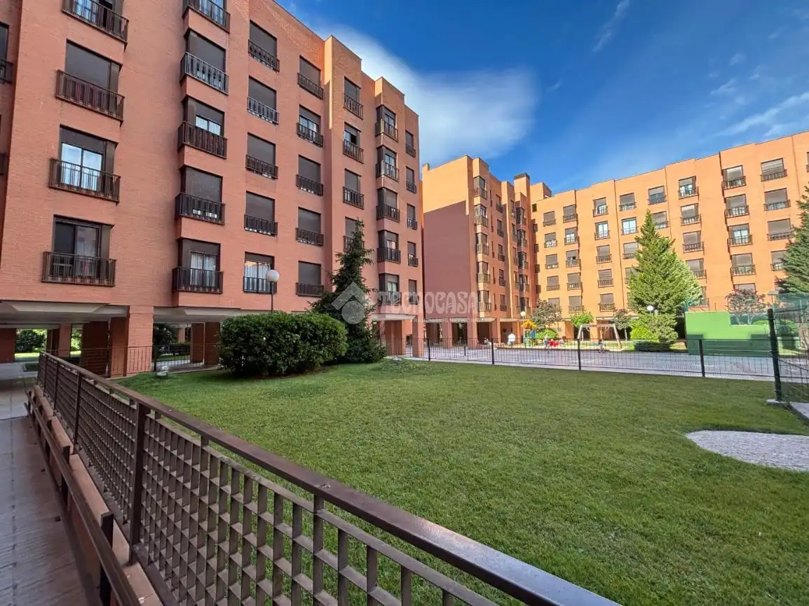 Flat for sale in C/ de Campezo, imagen 7