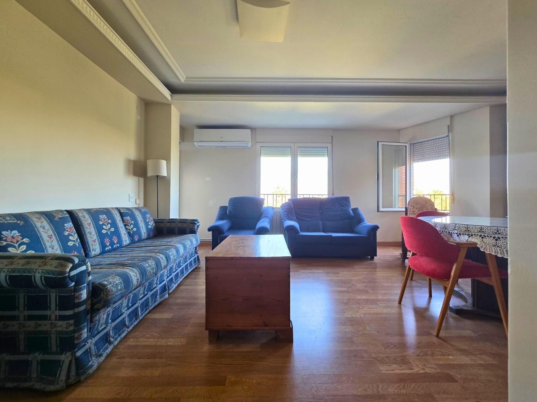 Living room of Flat to rent in Elche / Elx  with Air Conditioner and Balcony