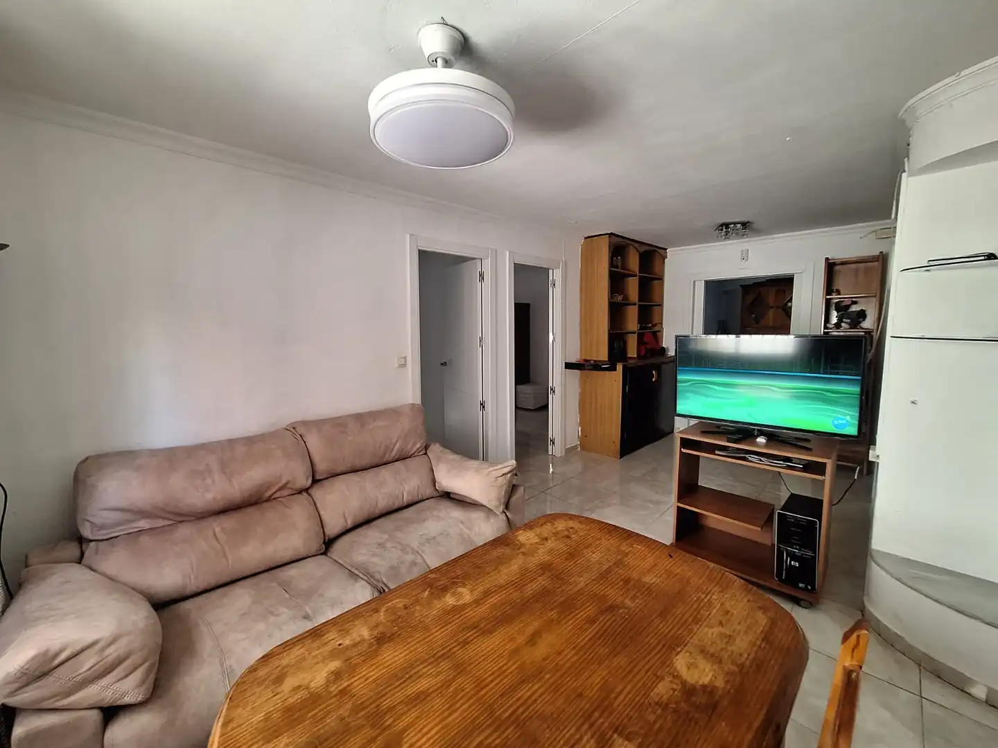 Wohnzimmer von Wohnung zur Miete in La Línea de la Concepción mit Möbliert, Ofen und Waschmaschine