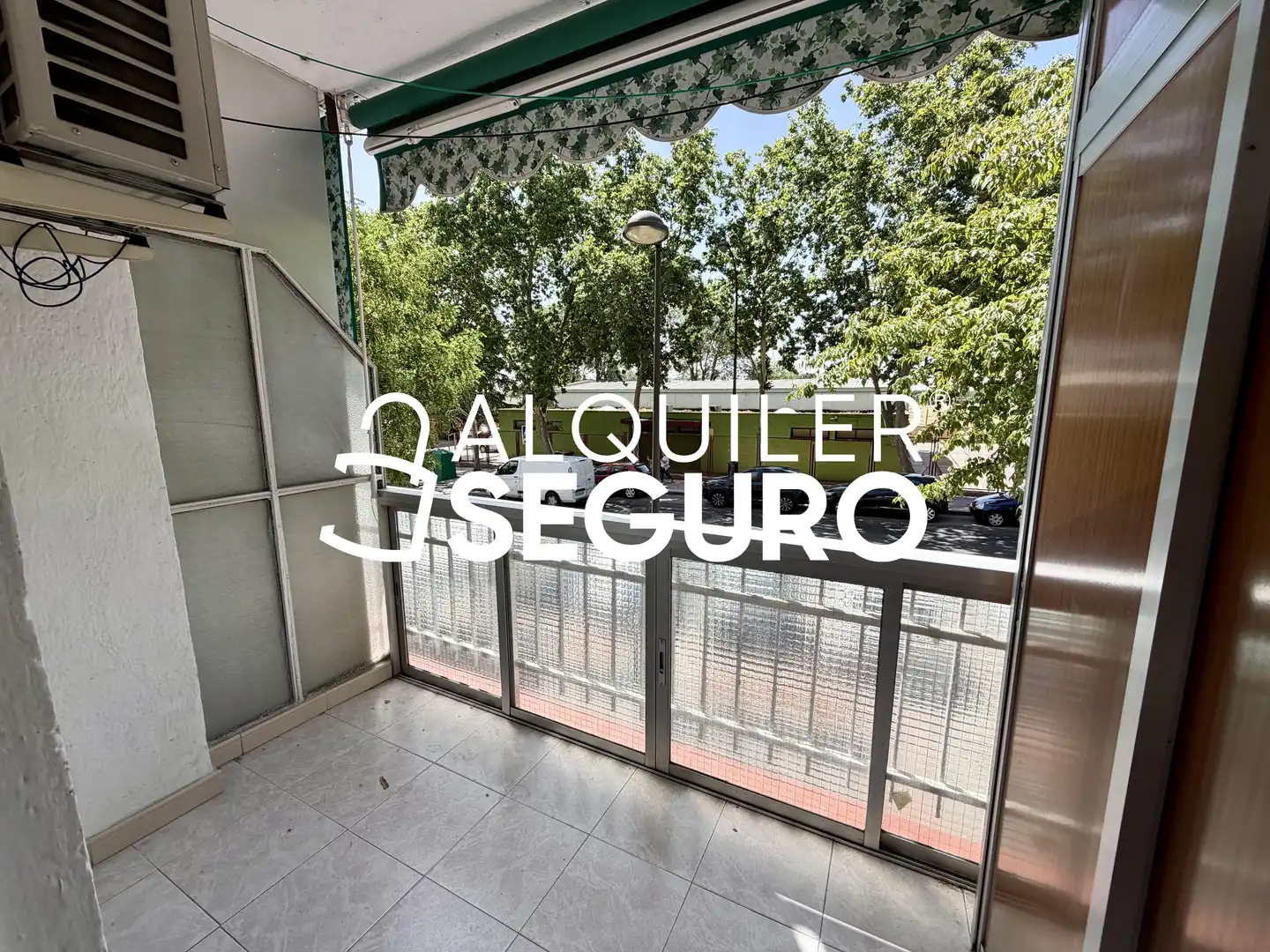 Flat for rent in De Los Angeles, Juan de la Cierva