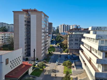 Vista exterior de Pis en venda en Vigo  amb Traster