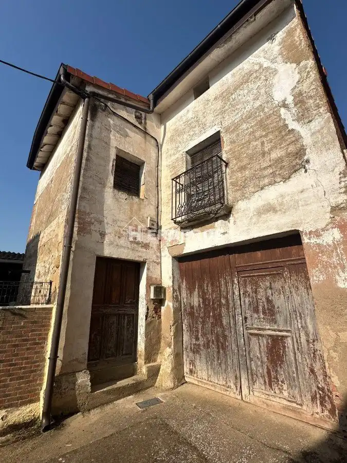 Exterior view of Houses for sale in Hervías