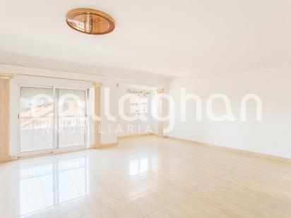 Living room of Flat for sale in  Valencia Capital  with Balcony