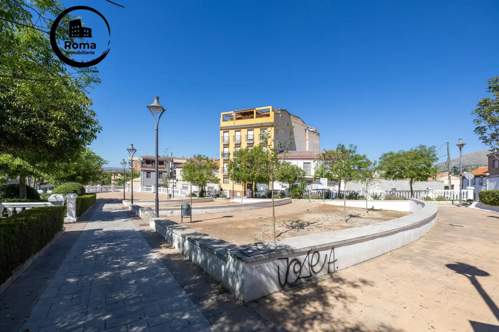Vista exterior de Piso en venta en Atarfe con Balcón