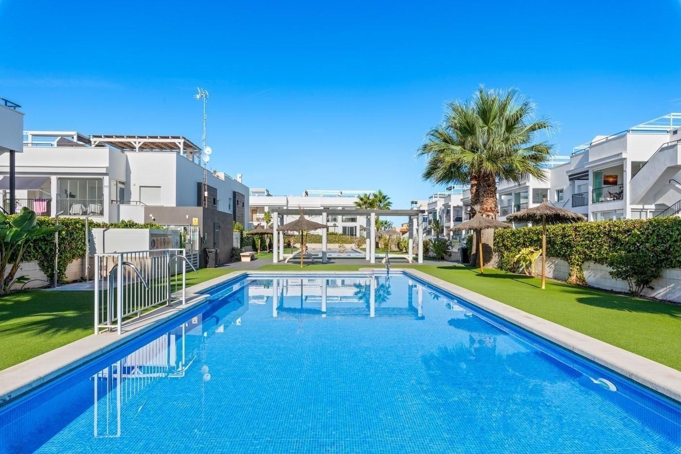 Piscina de Apartament en venda en Torrevieja