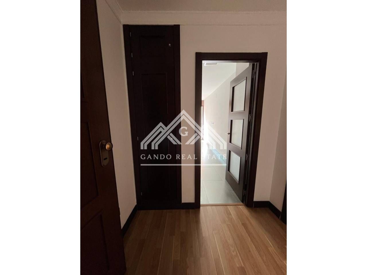 Piso de alquiler en Dos Hermanas con Aire acondicionado, Calefacción y Balcón