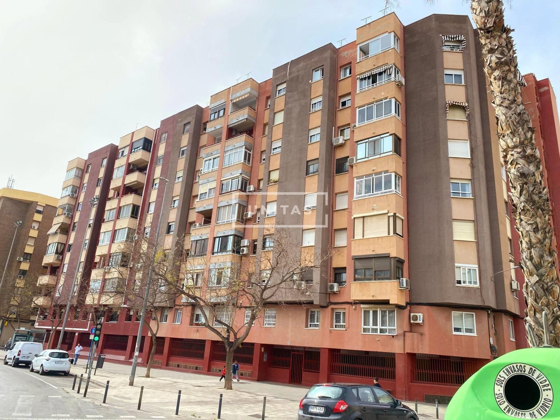 Vista exterior de Pis en venda en Alicante / Alacant amb Terrassa, Traster i Balcó