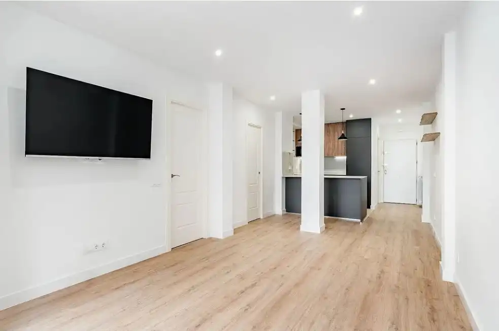 Flat for sale in  Madrid Capital  with Air Conditioner and Heating