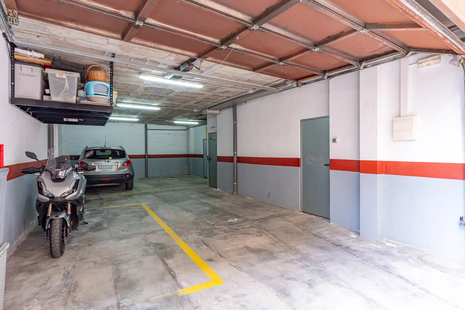 Parkplatz von Wohnung zum Verkauf in Llançà mit Klimaanlage, Heizung und Terrasse