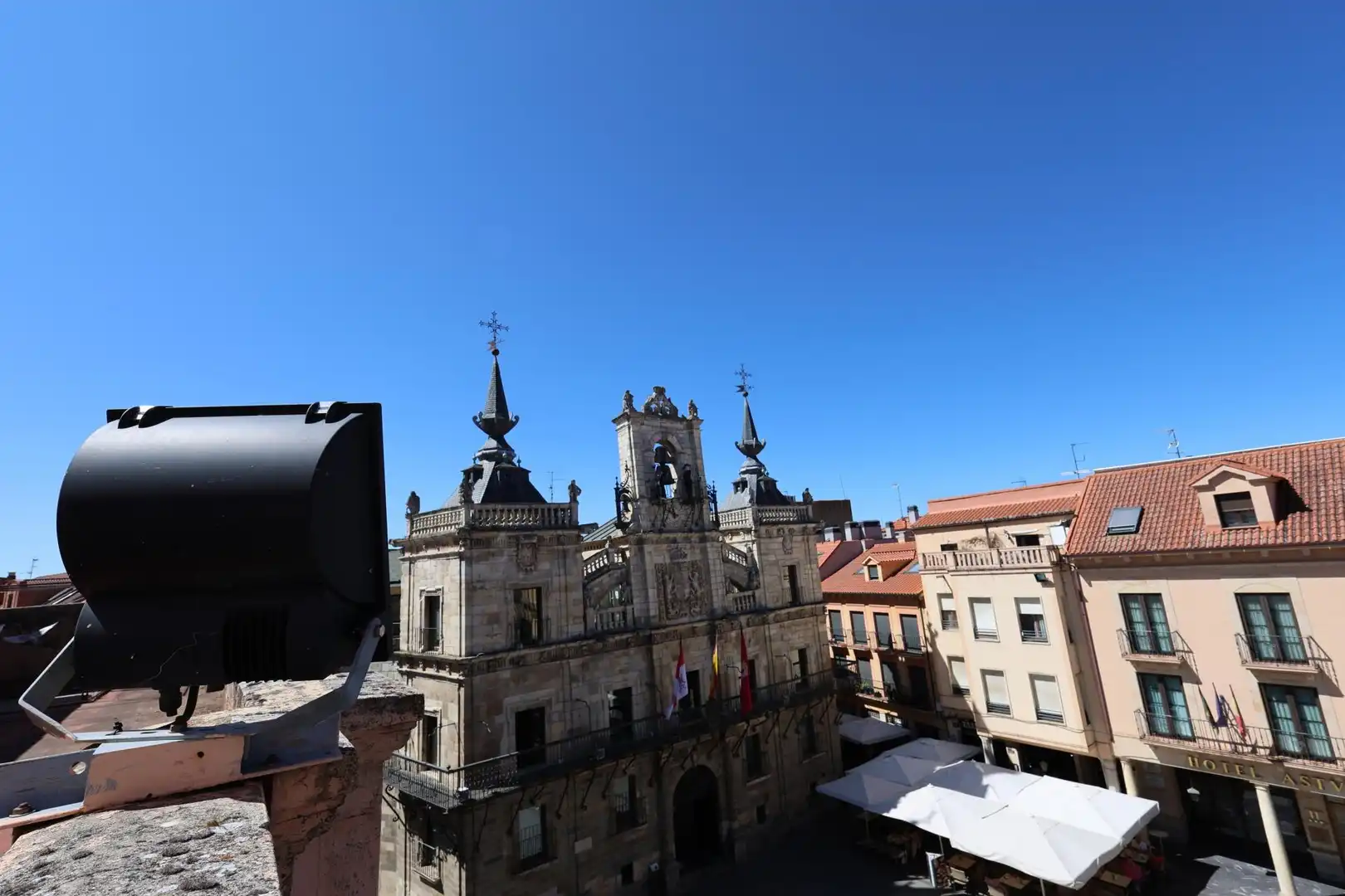 Vista exterior de Àtic en venda en Astorga amb Balcó
