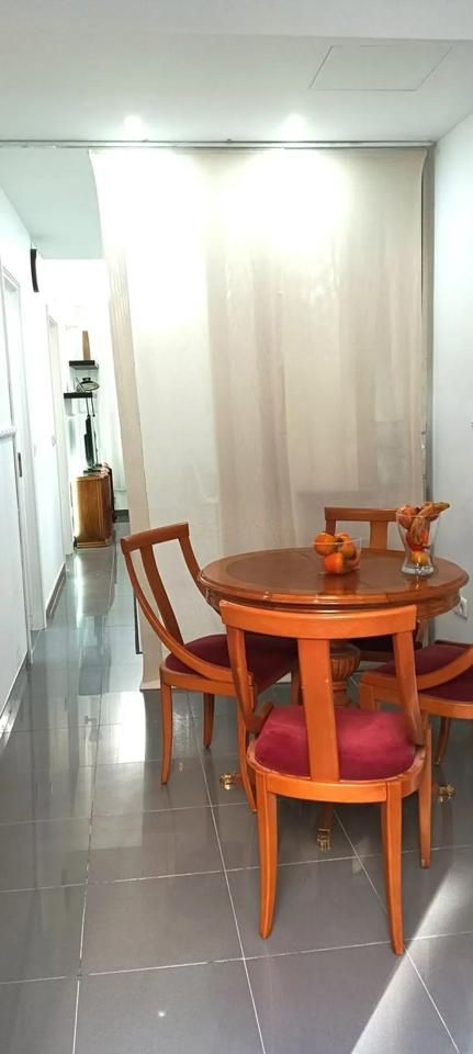 Dining room of Planta baja to rent in  Madrid Capital  with Air Conditioner and Furnished
