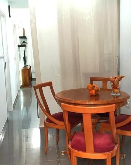 Foto 1 de Planta baja de alquiler en De Francisco Huesca, Ventas, Madrid