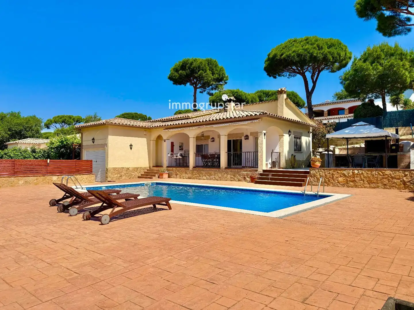 Vista exterior de Casa o xalet en venda en Calonge i Sant Antoni amb Aire condicionat, Calefacció i Terrassa