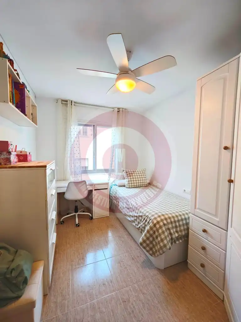 Habitación de Piso en venta en Vélez-Málaga con Aire acondicionado y Terraza