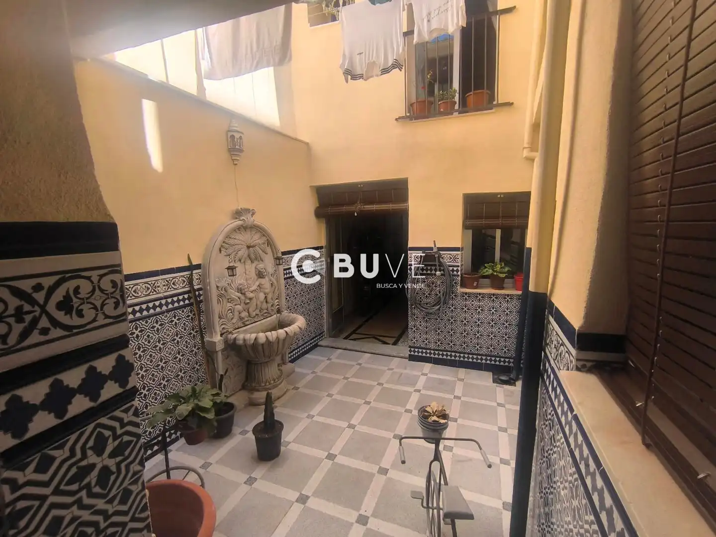 Vista exterior de Casa adosada en venta en Lucena con Calefacción y Amueblado