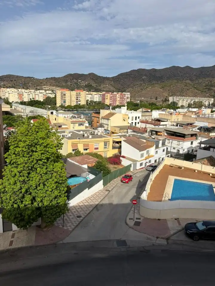 Vista exterior de Piso en venta en Málaga con Terraza