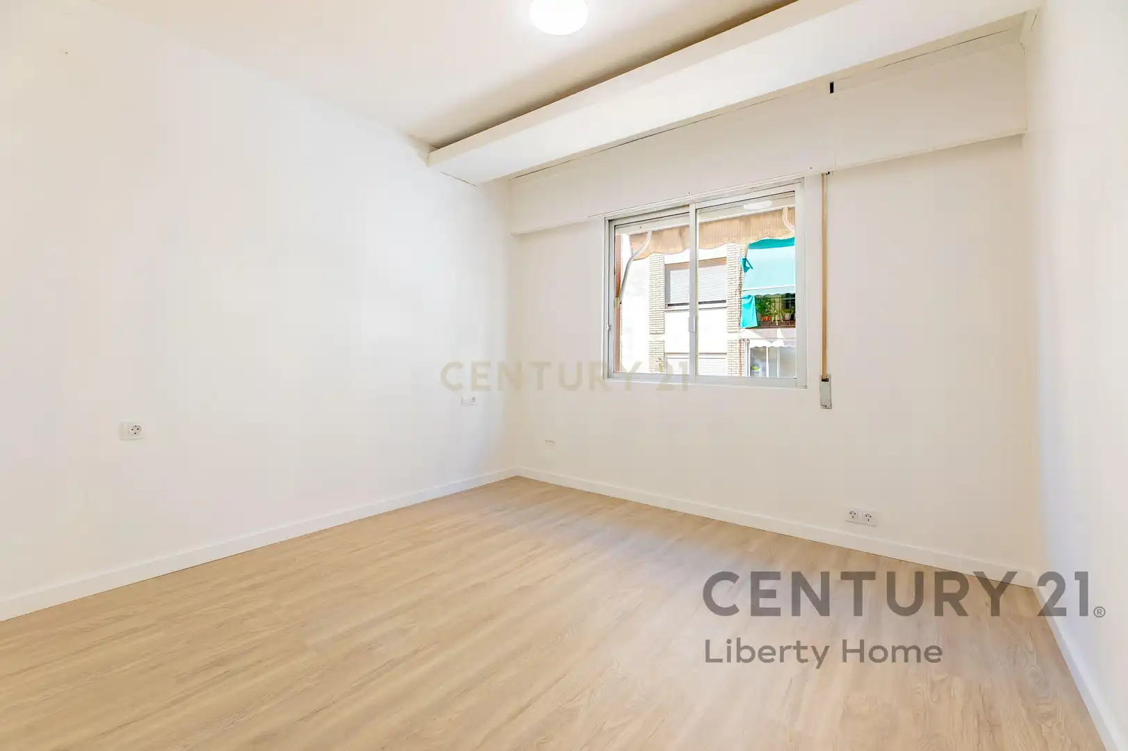 Dormitori de Apartament en venda en Alfafar
