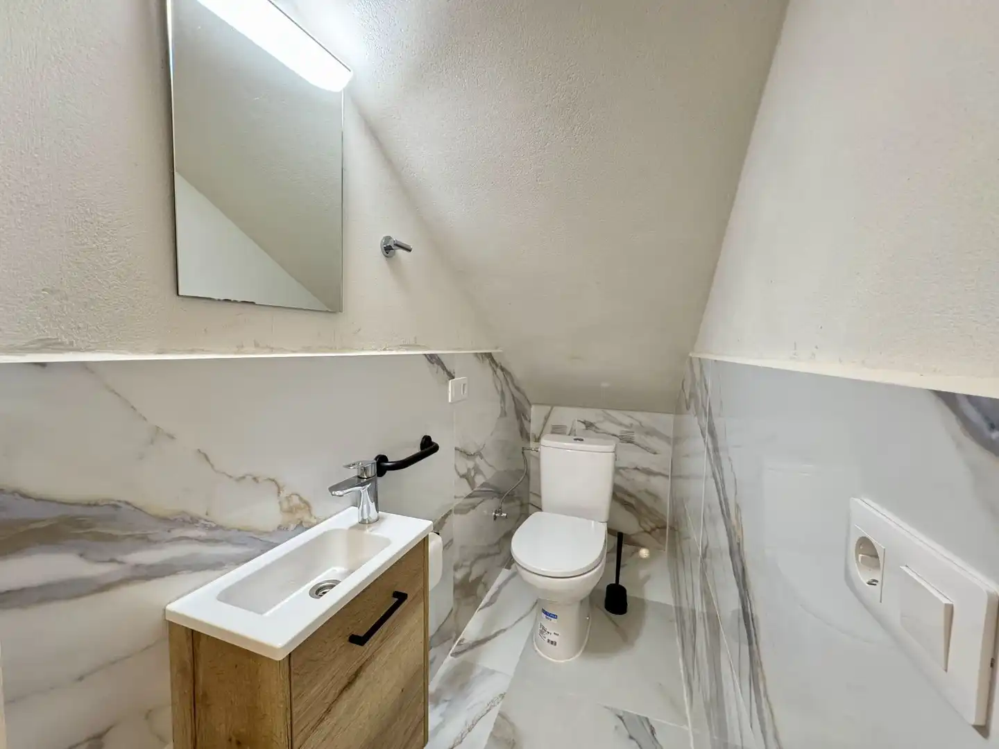 Baño de Finca rústica de alquiler en Ses Salines con Aire acondicionado, Calefacción y Jardín privado