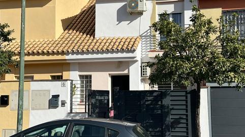 Foto 2 de Casa adosada en venda a Calle Oslo, Campanillas, Málaga Capital