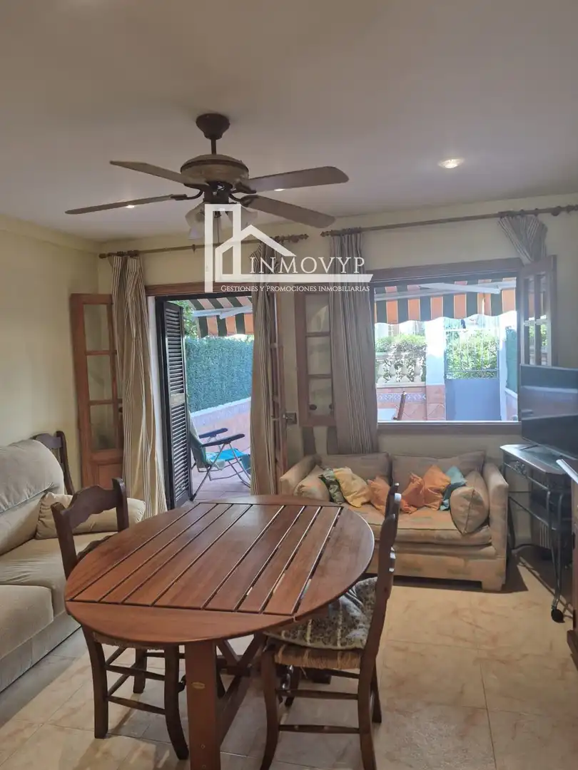 Terrasse von Einfamilien-Reihenhaus zum Verkauf in Calvià mit Klimaanlage, Terrasse und Schwimmbad