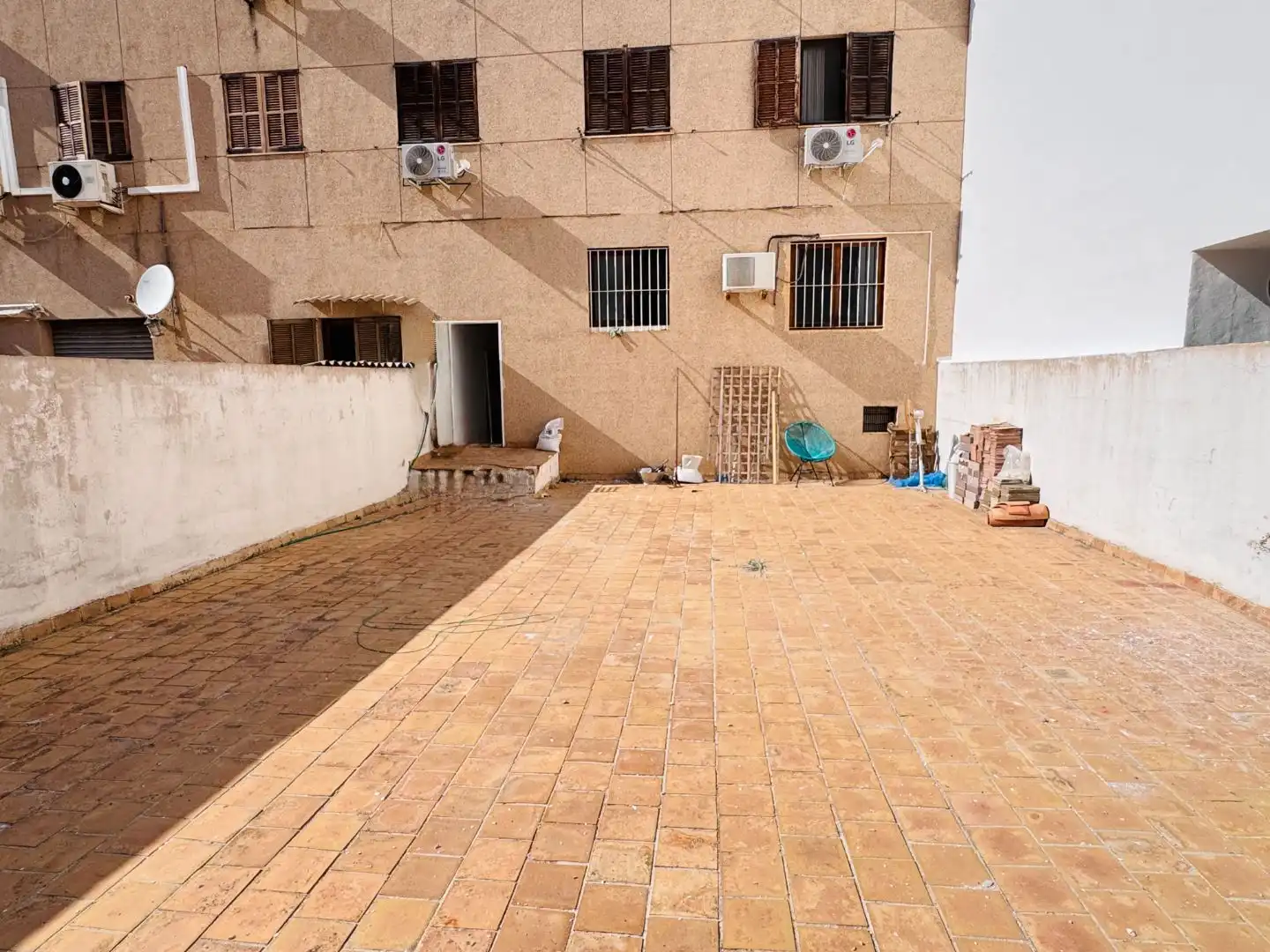 Terrasse von Geschaftsraum zum Verkauf in  Palma de Mallorca mit Klimaanlage, Heizung und Terrasse