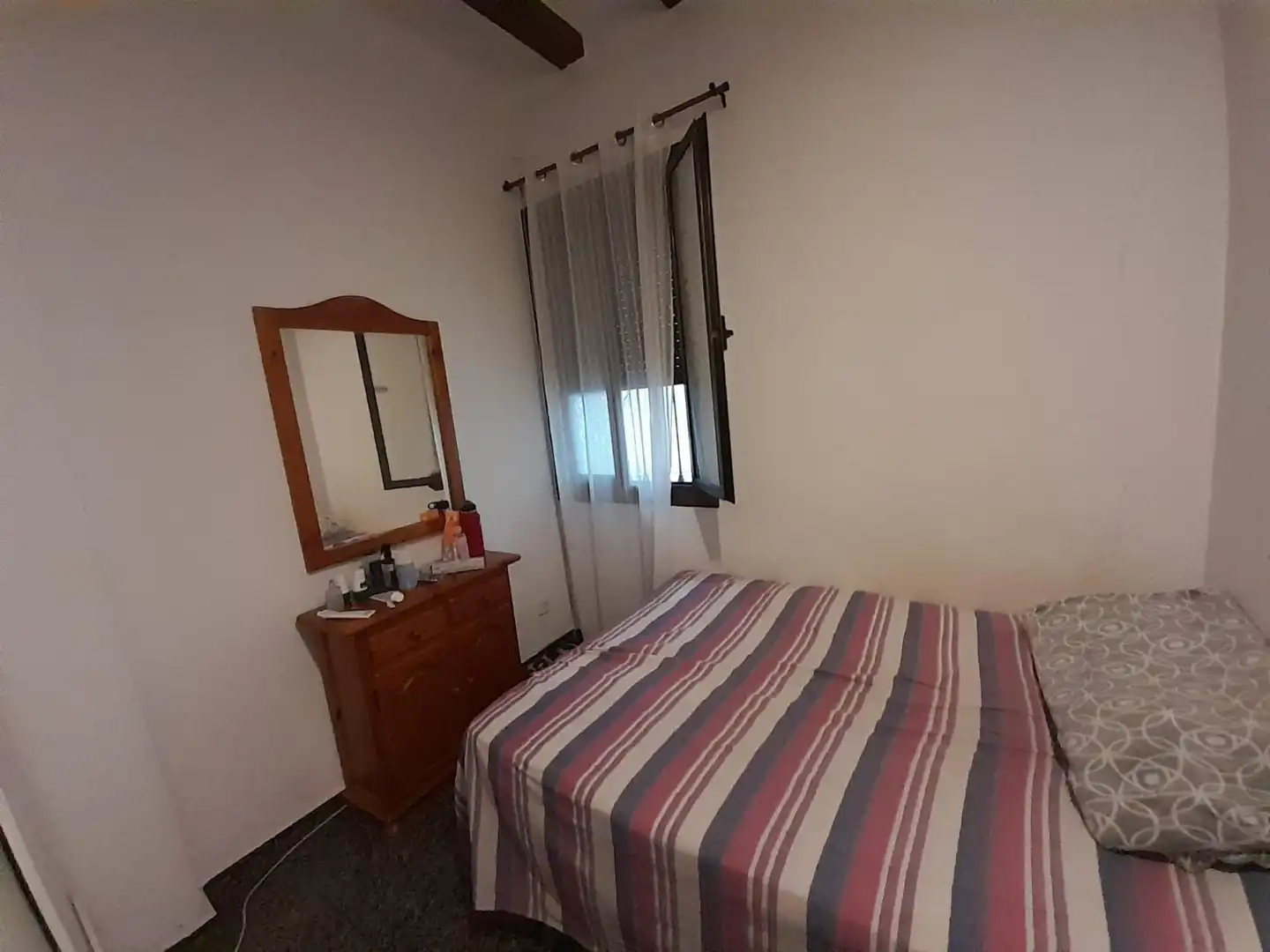 Bedroom of Flat for sale in Barcelona