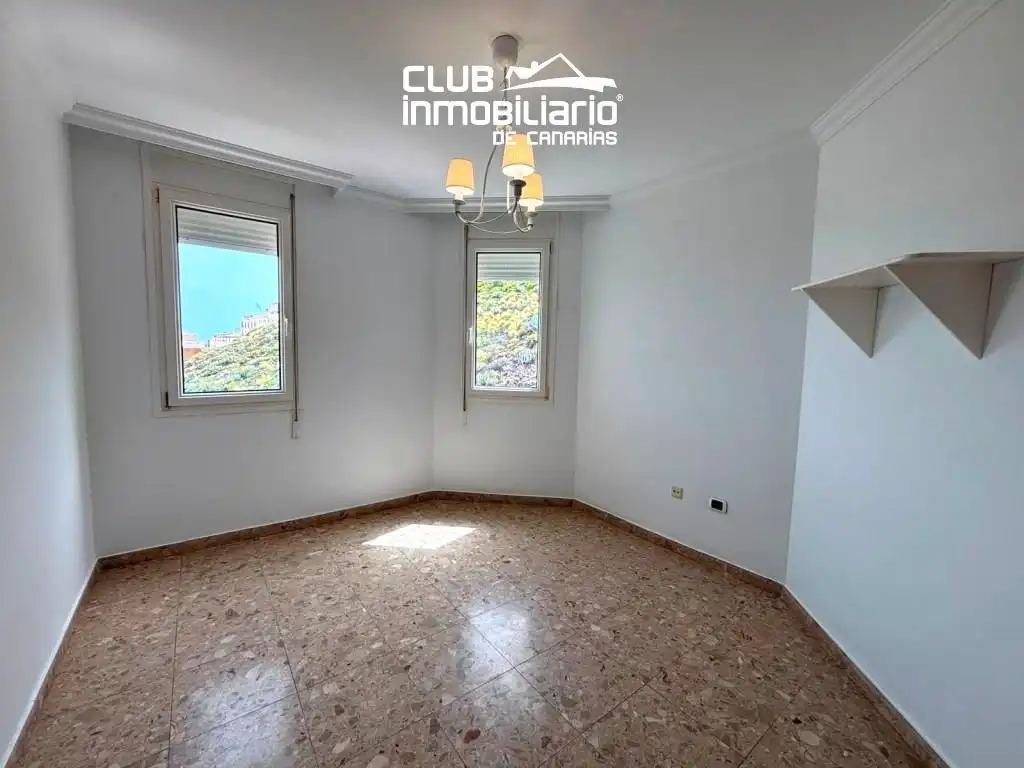 Flat for rent in Santa Cruz de Tenerife  with Terrace